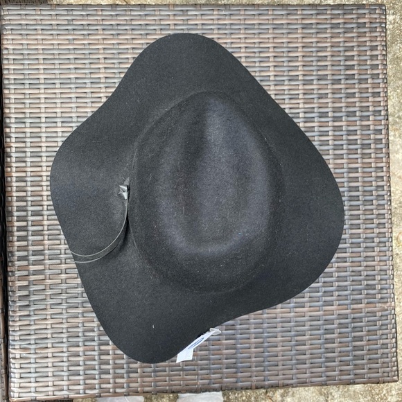 Old Navy Hat - Picture 7 of 7